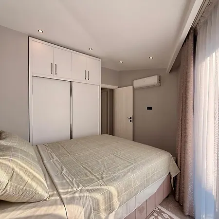 Daire Sa Apartments! Luxury 2bd Duplex, 150m To The *